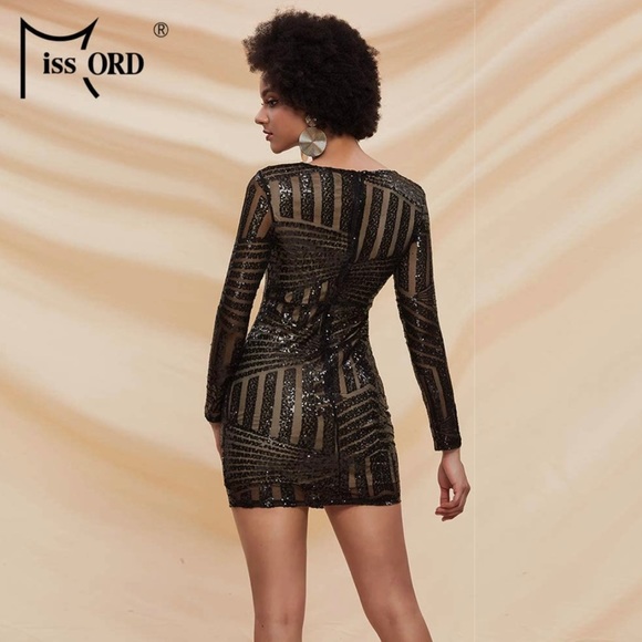 Sequined black dress - Picture 2 of 5